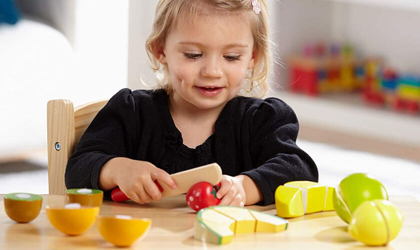 Melissa & Doug Cutting Fruit